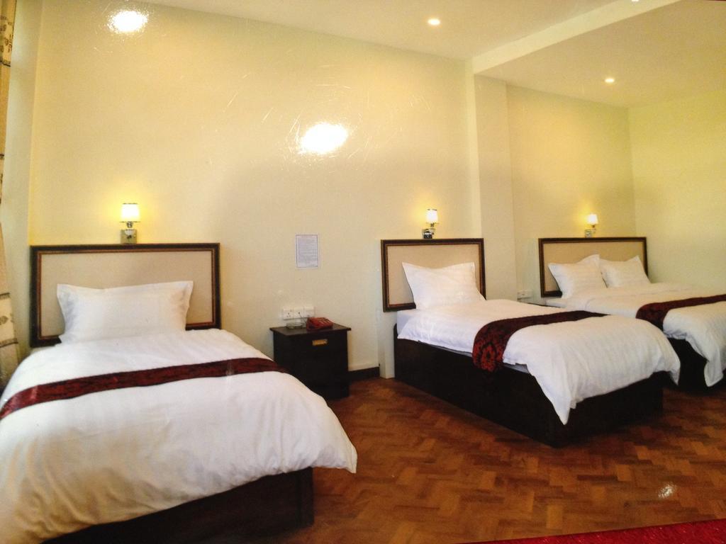 Hotel Myitkyinā Pokój zdjęcie