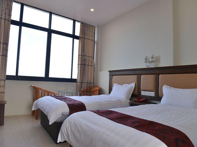 Hotel Myitkyinā Zewnętrze zdjęcie