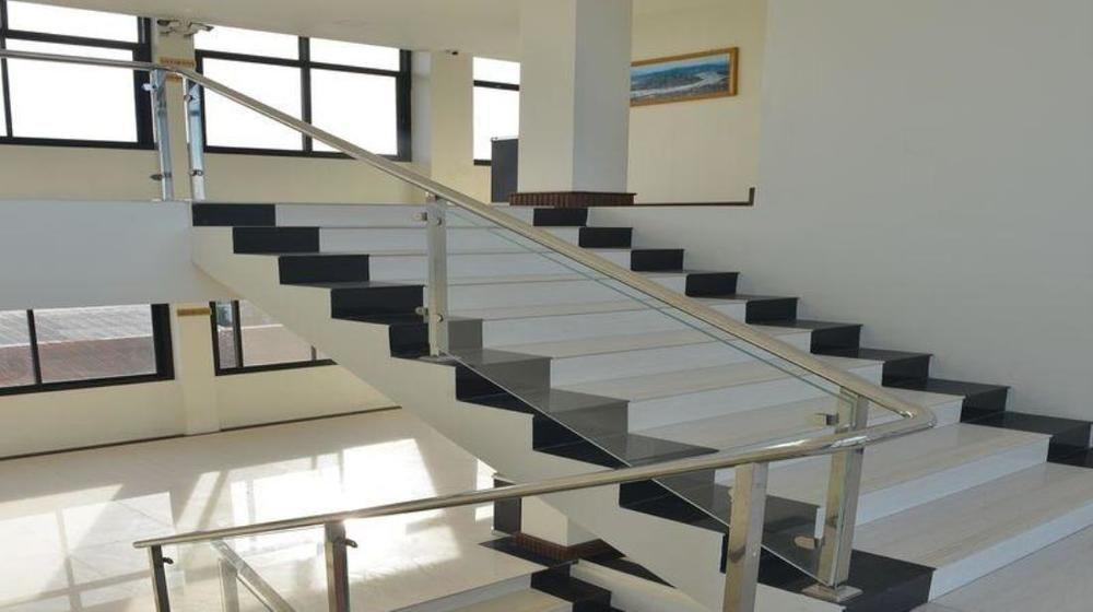 Hotel Myitkyinā Zewnętrze zdjęcie