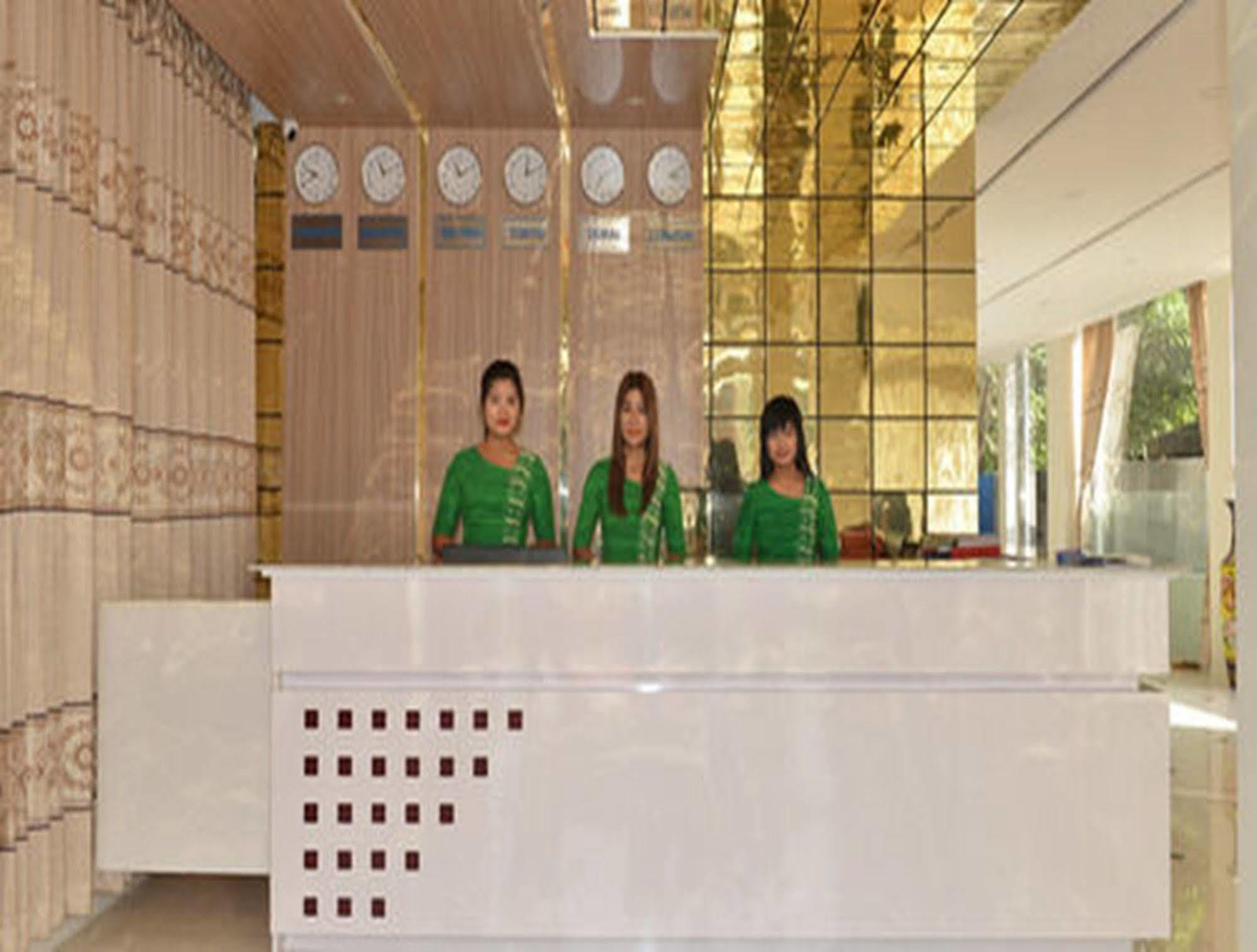 Hotel Myitkyinā Zewnętrze zdjęcie